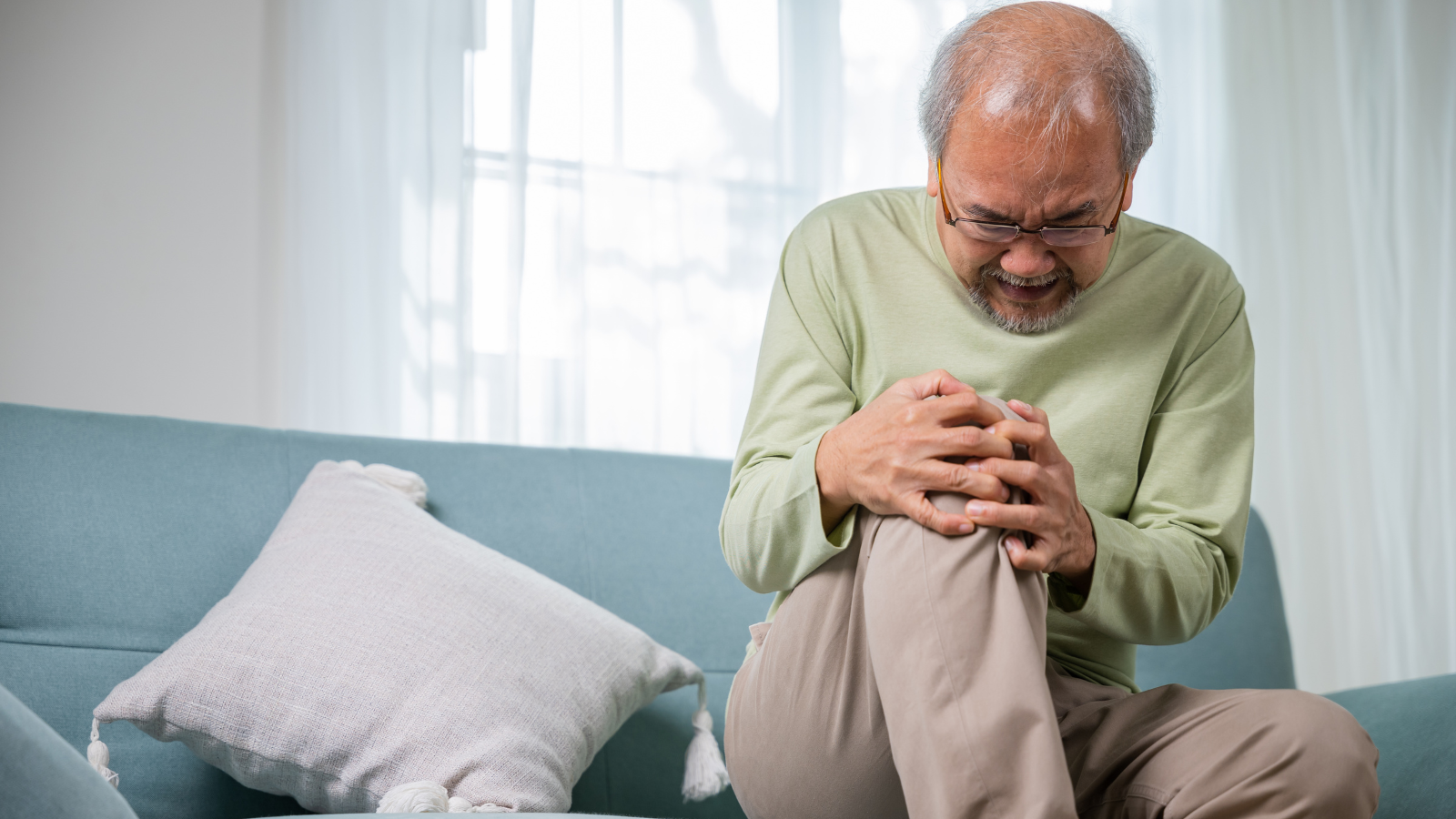 כאבי רגליים בגיל השלישי