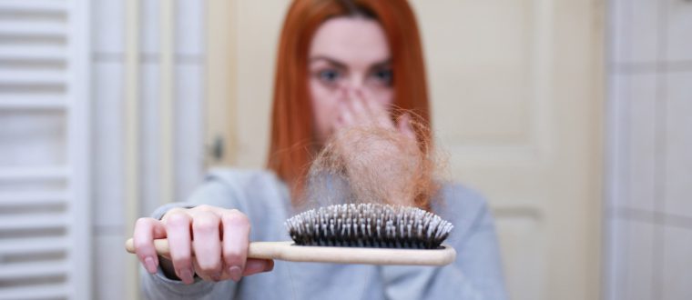 מה הקשר בין תזונה נכונה לנשירת שיער?